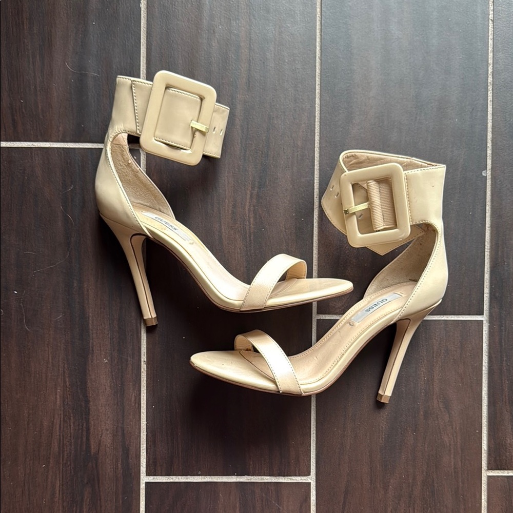 Guess Cream Stiletto Heels Classic Pump Design